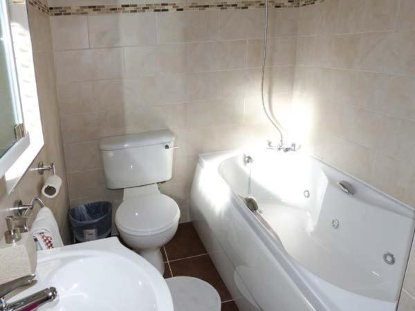 The Well House Villa Kinvara Exterior photo